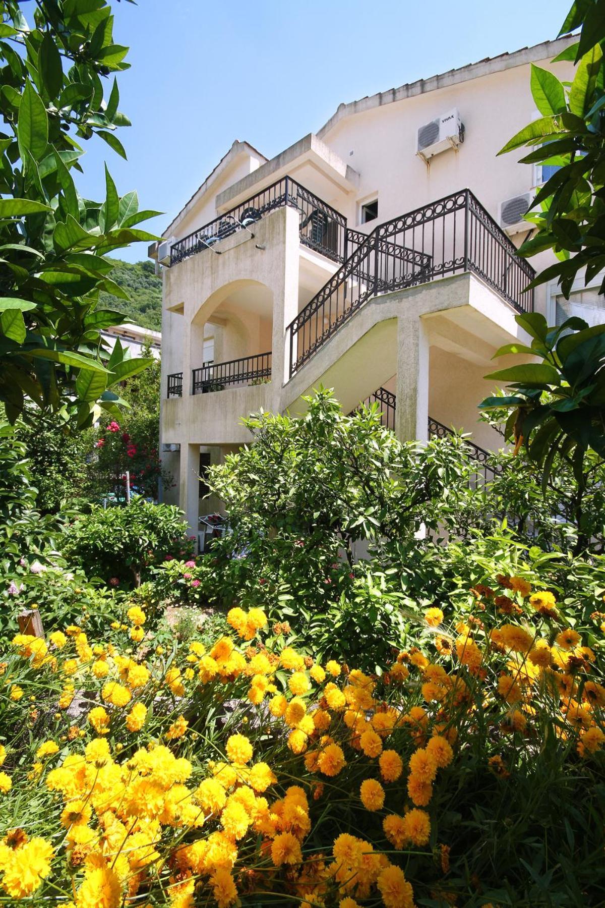 Apartments Raicevic Budva Luaran gambar