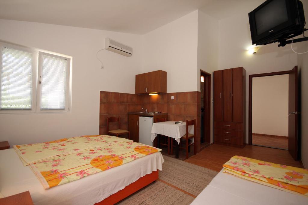 Apartments Raicevic Budva Bilik gambar
