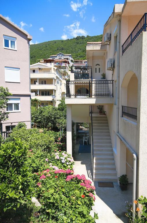 Apartments Raicevic Budva Luaran gambar