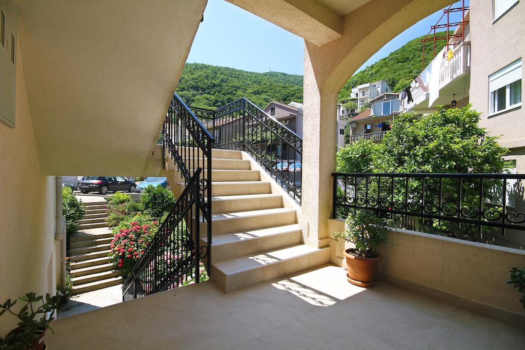 Apartments Raicevic Budva Luaran gambar
